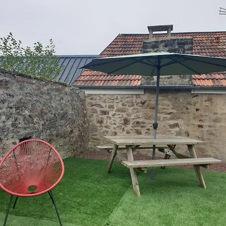 Gite Proche De Sainte Mere Eglise Montebourg Exterior photo